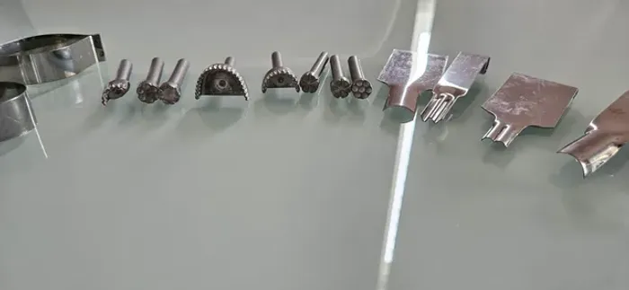 Conjunto de cortadores babado, boca, folha e coração