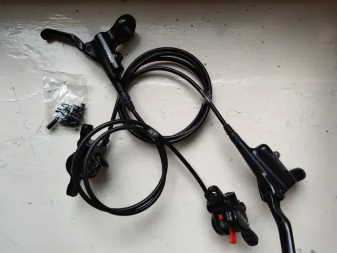 Freios Hidráulico Shimano MT200