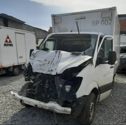 Sucata para retirada de peças - sprinter