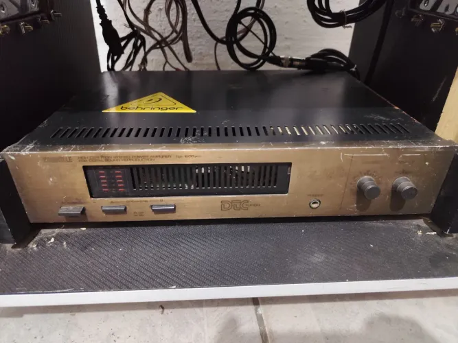 Amplificador Nashville 1600
