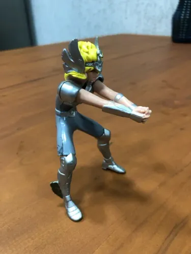 Boneco Hyoga de Cisne - Cavaleiros do Zodíaco - Bootleg