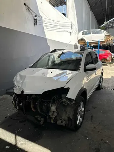 Pecas sucata de Sandero Stepway 1.6 automatico 2016