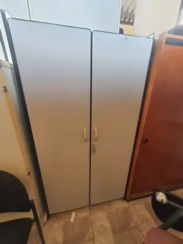 Armário alto 2 portas - Usado 