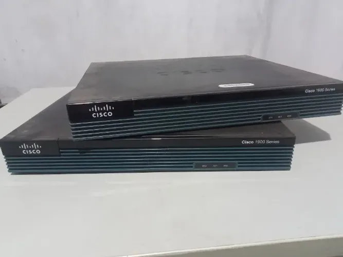 1 Roteador Cisco 1905 Com Licença Permanente Ipbasek9