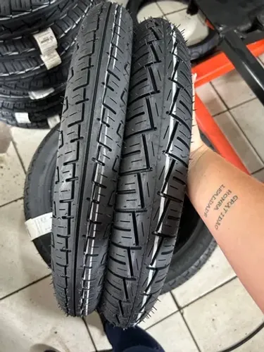 Par de pneus pra moto sem câmara aro 90/90/18 e 80/100/18