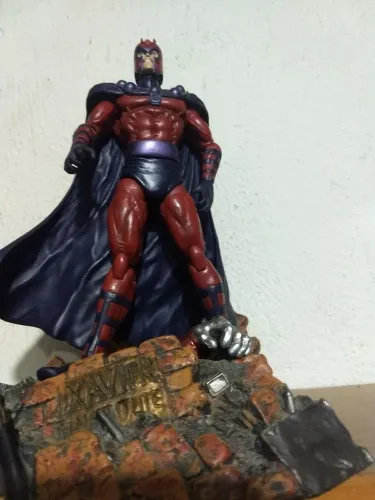 Magneto com Base da Escola Xavier