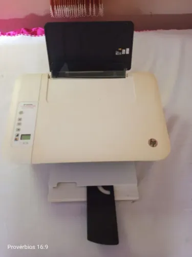 Multifuncional HP Deskjet Advantage 2546