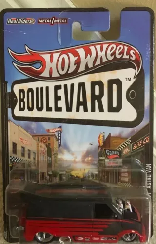 Hot Wheels Boulevard '85 Chevy Astro Van REAL RIDERS
