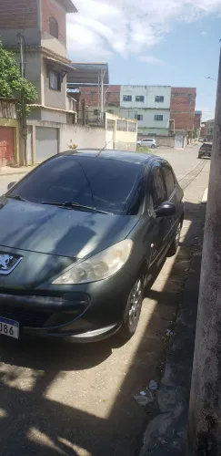 Peugeot 207 XR 1.4 Flex 8V 5P 2011