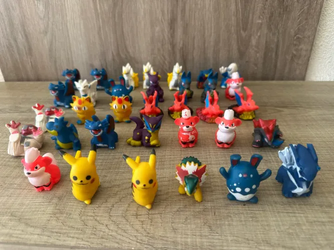 Lote miniaturas Pokémon originais Bandai linha Pokémon Kids 2011 2012 Raras Campinas-sp
