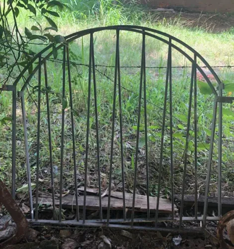 Grade de ferro maciço para janela 0,90 x 0,90