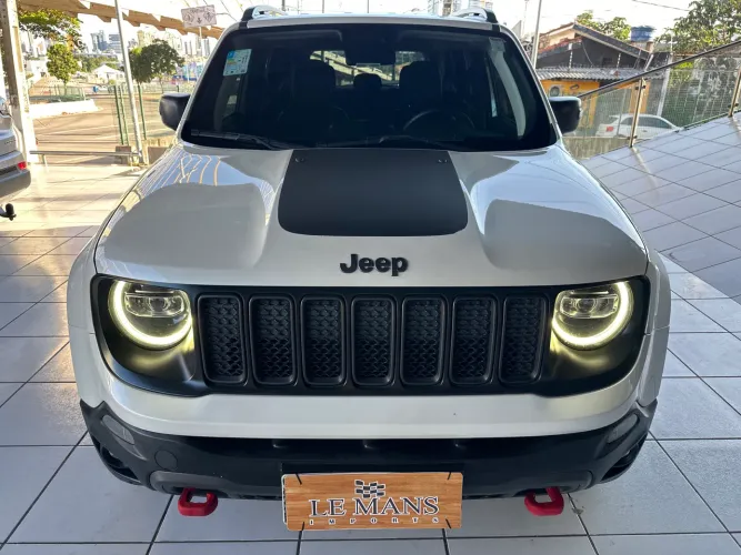 Renegade Trail hawk turbo diesel ano 20200. 