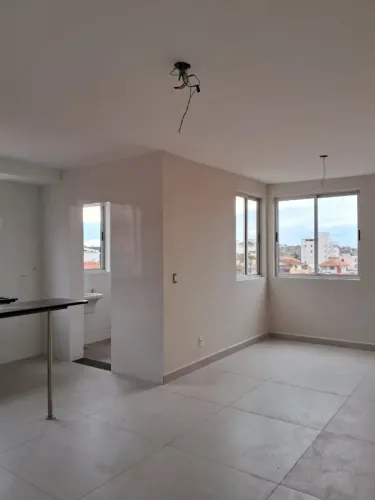 3 QUARTOS No Bairro Renascença .