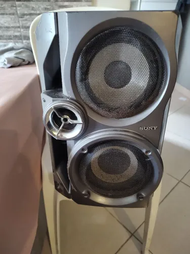 2 CAIXAS DE SOM SONY