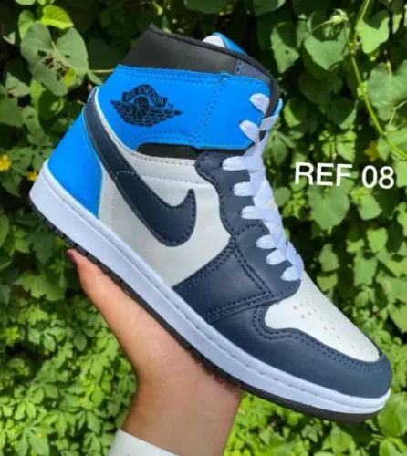 Tênis Air Jordan Royal