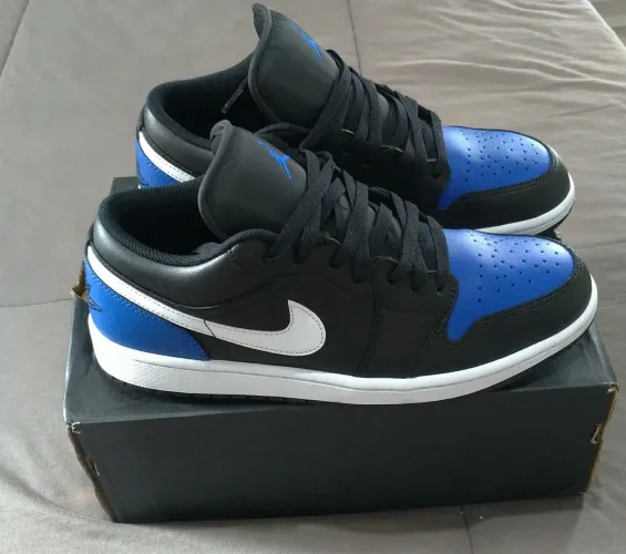 Tênis Air Jordan 1 Low - Azul e Preto