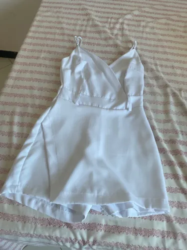 Macaquinho/Vestido branco 