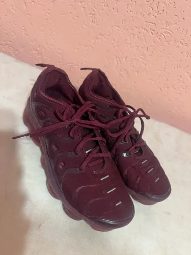 Tênis Nike Air Max Plus TN - Vinho