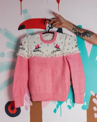 Suéter tricô vintage anos 70 bordado infantil