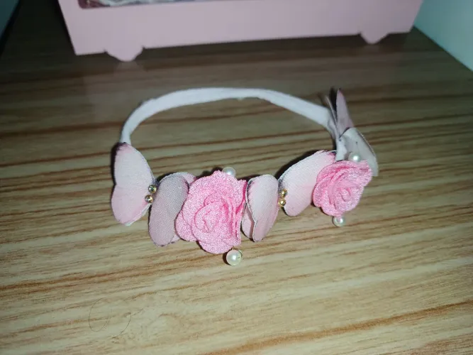 Tiara de cabelo para aniversário 1 ano com flores e borboletas