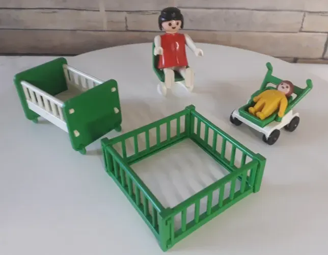   KIT PLAYMOBIL BERÇÁRIO ANOS 80 USADO  DA TROL