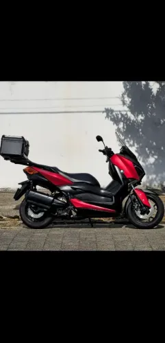 Yamaha Xmax 250 2021 - Revisões e Baixo km