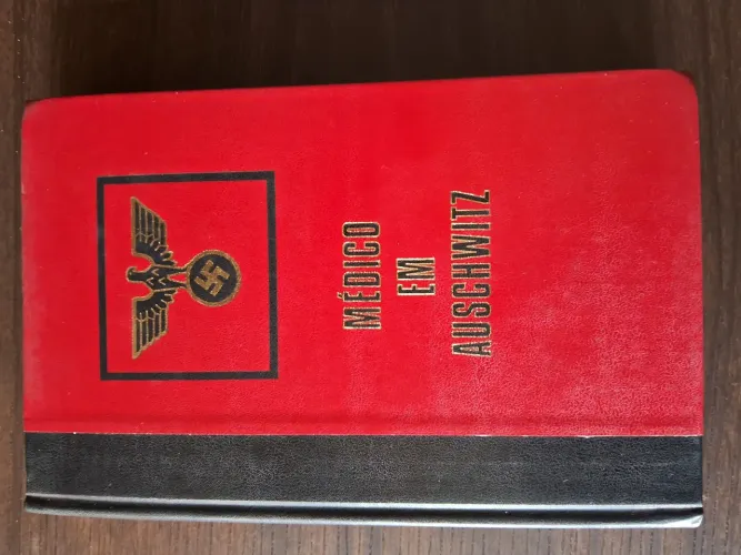 Médico em Auschwitz - Livro Capa Dura sobre o nazismo