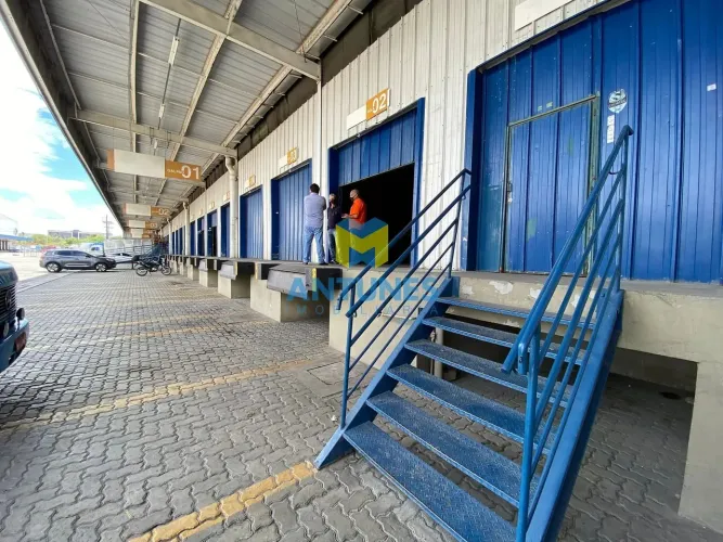 Alugue Galpão em Prazeres Condomínio Logistico 927m² com docas e pátio