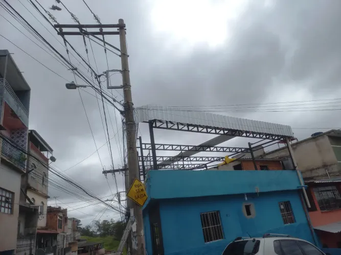 Trabalhamos com estrutura metálicas!!