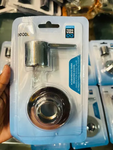 Acabamento para registro DOCOL 