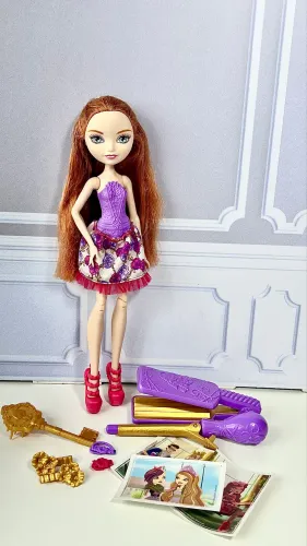 Ever After High Boneca Holly O?Hair Penteados Mágicos 