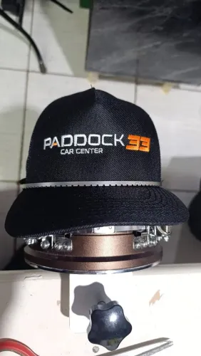 Produção de boné personalizados