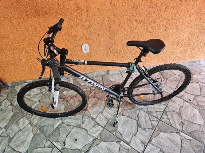 Bicicleta Btwin Rockrider 300