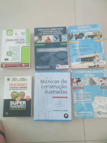Livros para concursos públicos.