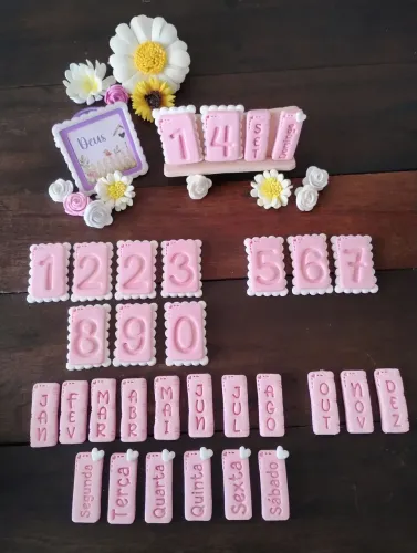 Calendário de biscuit