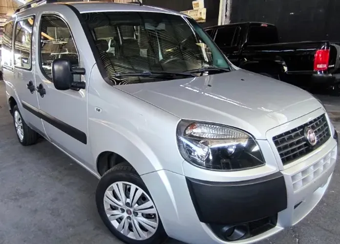 Fiat Doblo Essence 1.8 Flex 16V 5P 2021