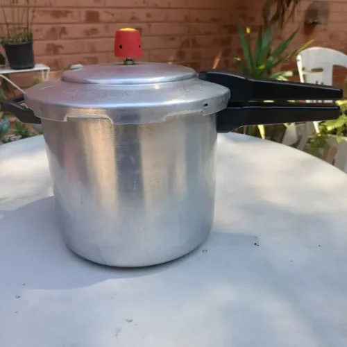 Panela de Pressão Eiriliar 10L