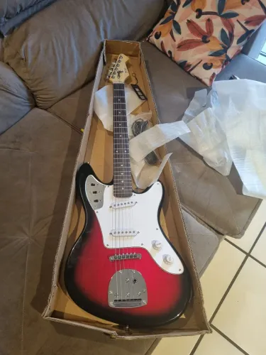 Guitarra Tonante Star Light Nova na Caixa!!!