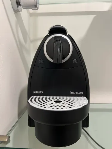 Cafeteira Nespresso Krups 220v