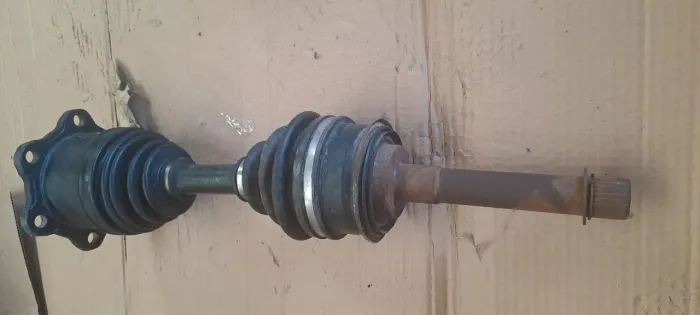 Semi Eixo Hilux 97/2004 completo USADO 