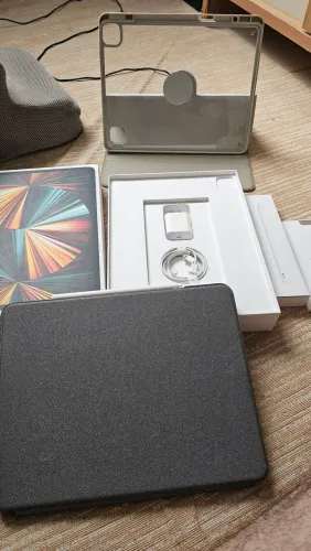 Ipad pro m1 128gb com apple pencil, capa teclado logitech combo touch acessórios originais