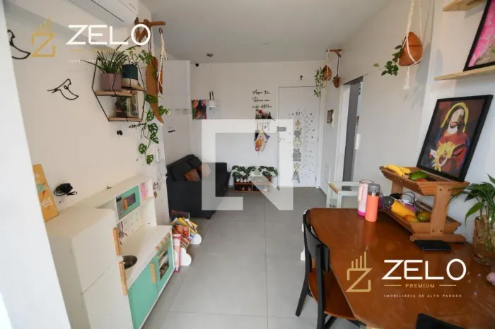 APARTAMENTO RESIDENTIAL em Campinas - São Paulo, Cambuí