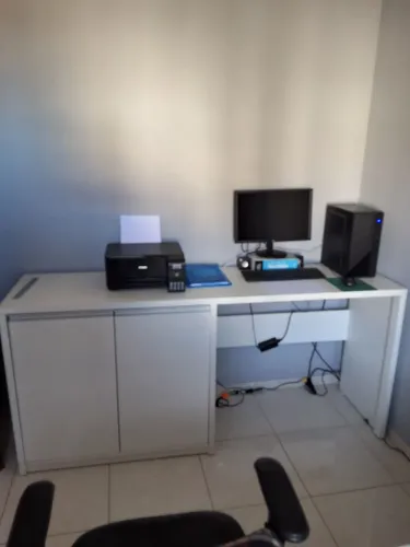 Vendo Escrivaninha