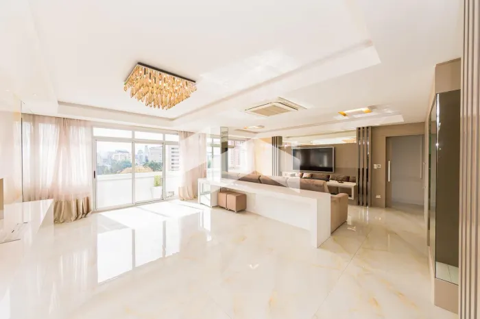 Apartamento com 152 m², 2 quartos sendo 2 suítes para alugar no bairro Batel.