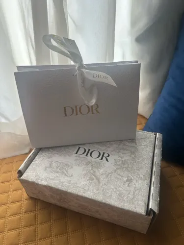 Caixa presente dior