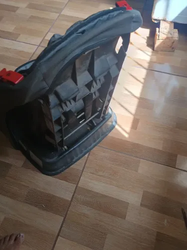 Quero anunciar uma cadeirinha de criança no valor de r$ 150,00