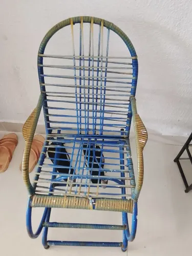 Vendo essa cadeira de balanço infantil por 30 reais