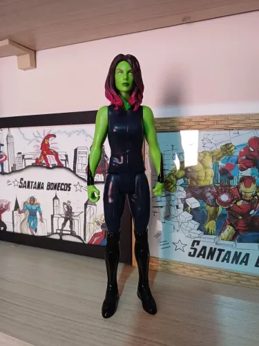 Gamora 30cm original marca Hasbro