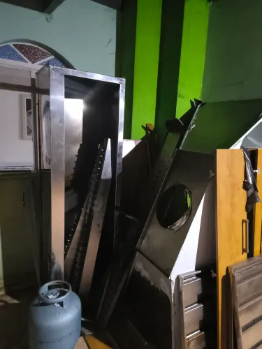 02 coifas inox +duto + 02 exaustores potentes com comando