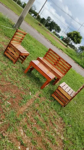 Lindo jogo de bancos em pallet por encomenda
